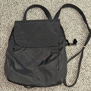 Travelon anti- theft Charcoal Backpack for Women EUC